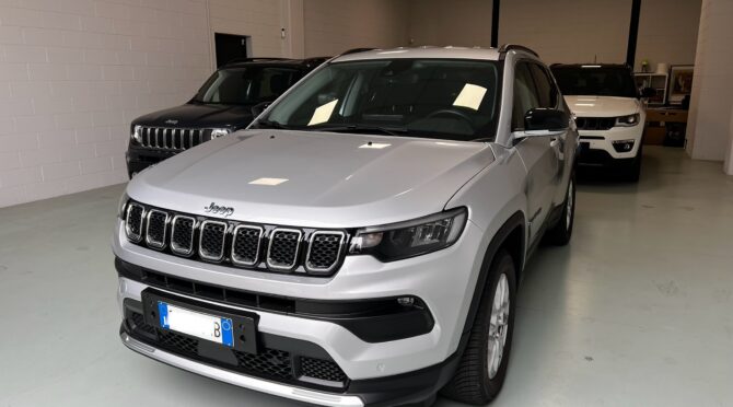 Jeep Compass 1.3 turbo t4 phev Limited 4xe auto