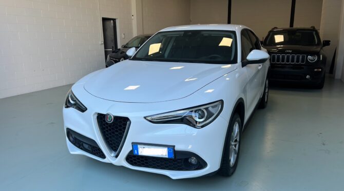 Alfa Romeo Stelvio 2.2 t Business rwd 190cv auto