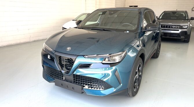 Alfa Romeo Junior 1.2 ibrida Speciale 136cv edct6