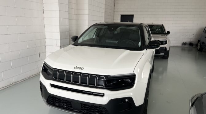 Jeep Avenger 1.2 turbo e-hybrid mhev Summit KM0