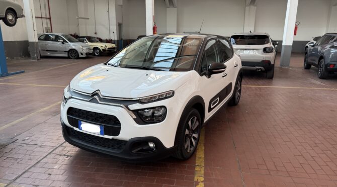 Citroen C3 1.2 puretech Shine 82cv 
