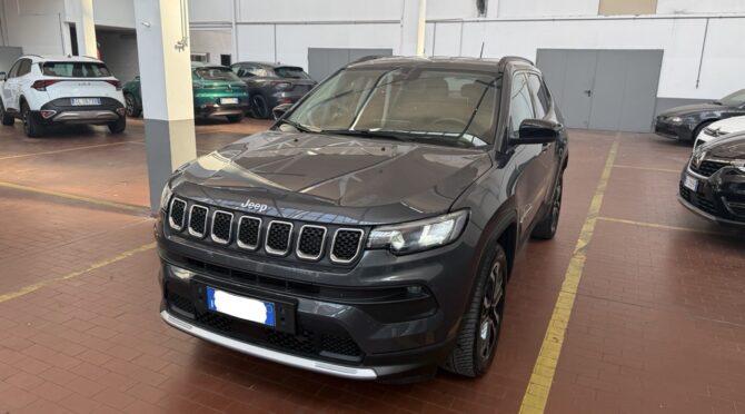 Jeep Compass 1.5 turbo t4 mhev Limited 2wd 130cv dct